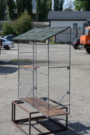 Вольер для кота. На окно.