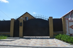 Ворота распашные из мет. листа