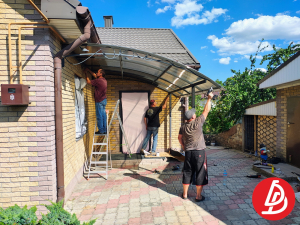 Навес - козырек.