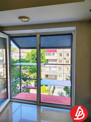 Вольер на все окно