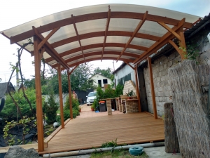 Навес из поликарбоната  POLYGAL