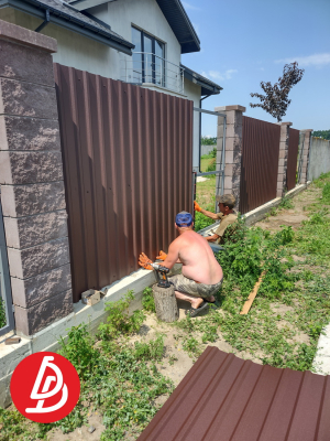 Забор из профнастила