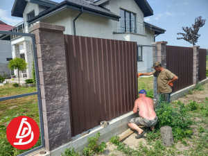 Забор из профнастила