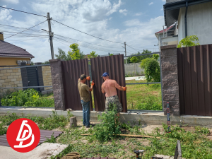 Забор из профнастила