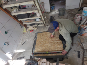 Люк под плитку