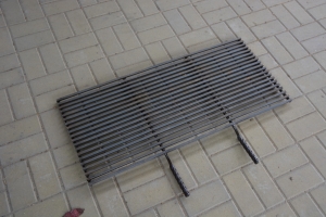 Решетка на барбекю.