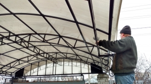 Навес из поликарбоната  POLYGAL