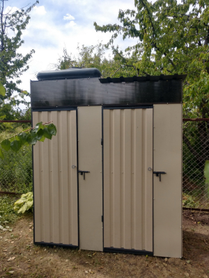 Душ - туалет металлический