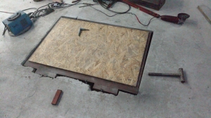 Люк под плитку