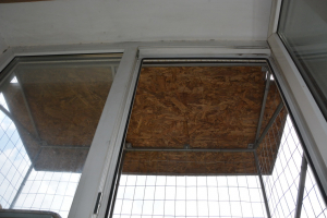 Вольер для кота. На окно.