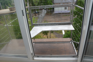 Вольер на окно