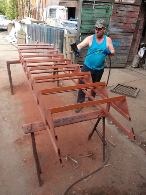 Лестница с пригласительной ступенью