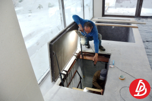 Люк в подвал под плитку