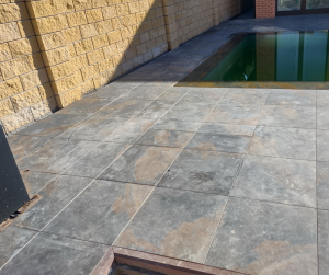 Люк на бассейн под керамогранит.