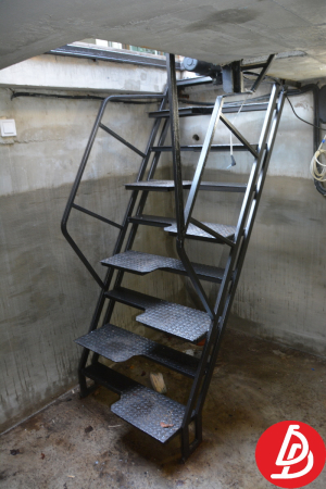 Люк автоматический обшитый