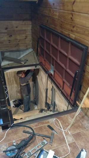 Люк автоматический