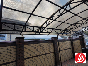 Навес из поликарбоната