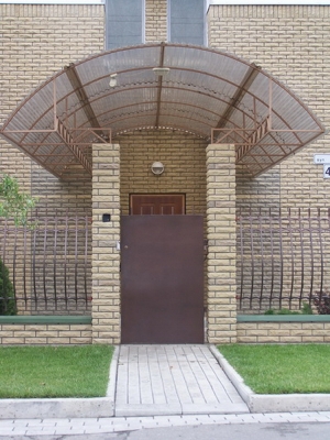 Навес из поликарбоната  POLYGAL