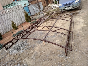 Навес из поликарбоната  POLYGAL