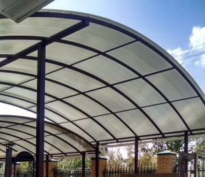 Навес из поликарбоната  POLYGAL