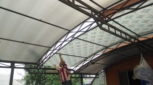 Навес из поликарбоната  POLYGAL
