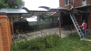 Навес из поликарбоната  POLYGAL