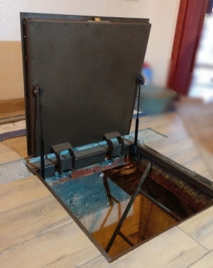 Люк под плитку 3