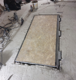 Люк на подвал