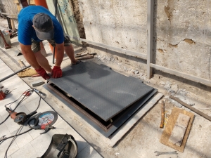 Люк уличный 1