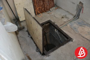 Люк в полвал