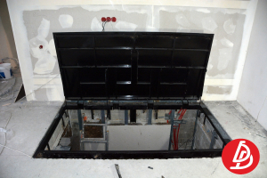 Люк в подвал под ламинат