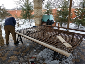 Забор жалюзи дерево