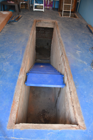 Люк в гараж