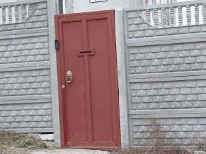 Ворота распашные из мет. листа