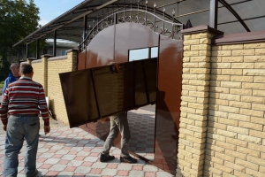 Ворота распашные из мет. листа