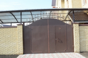 Ворота распашные из мет. листа