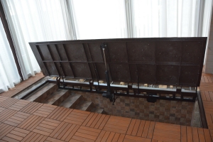 Люк автоматический