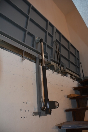 Люк автоматический