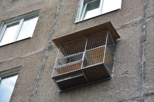 Вольер для кота. На окно.