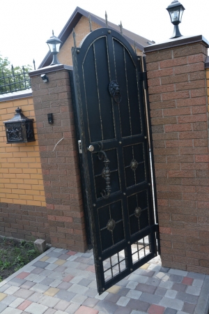 Ворота распашные из мет. листа