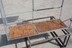 Вольер для кота. На окно.