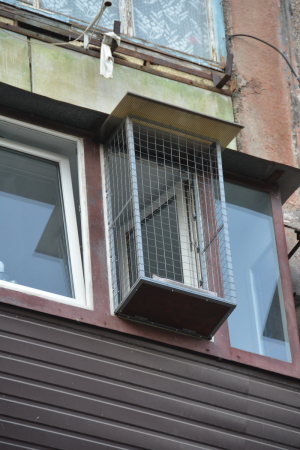 Вольер на окно ПХВ