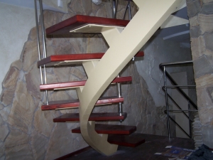 Лестница радиусная на одном косоуре