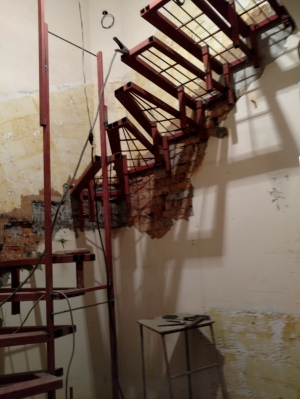 Лестница консольная