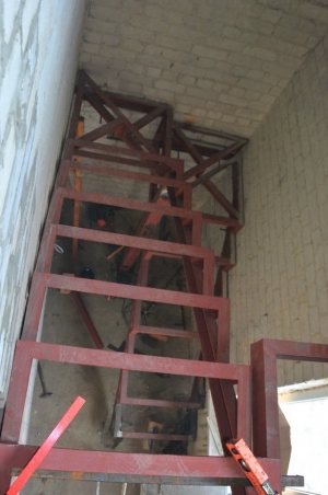 Лестница уголок швеллер