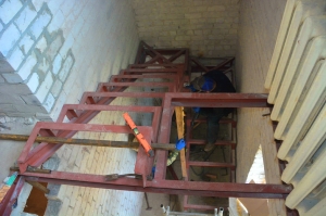 Лестница уголок швеллер