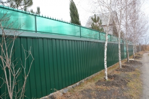 Забор из профнастила