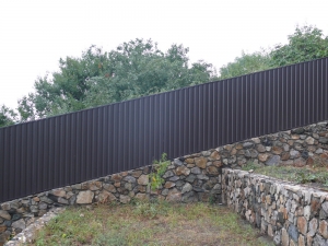 Забор из профнастила