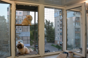 Вольер на окно ПХВ