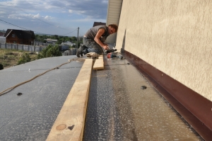 Навес из поликарбоната  POLYGAL